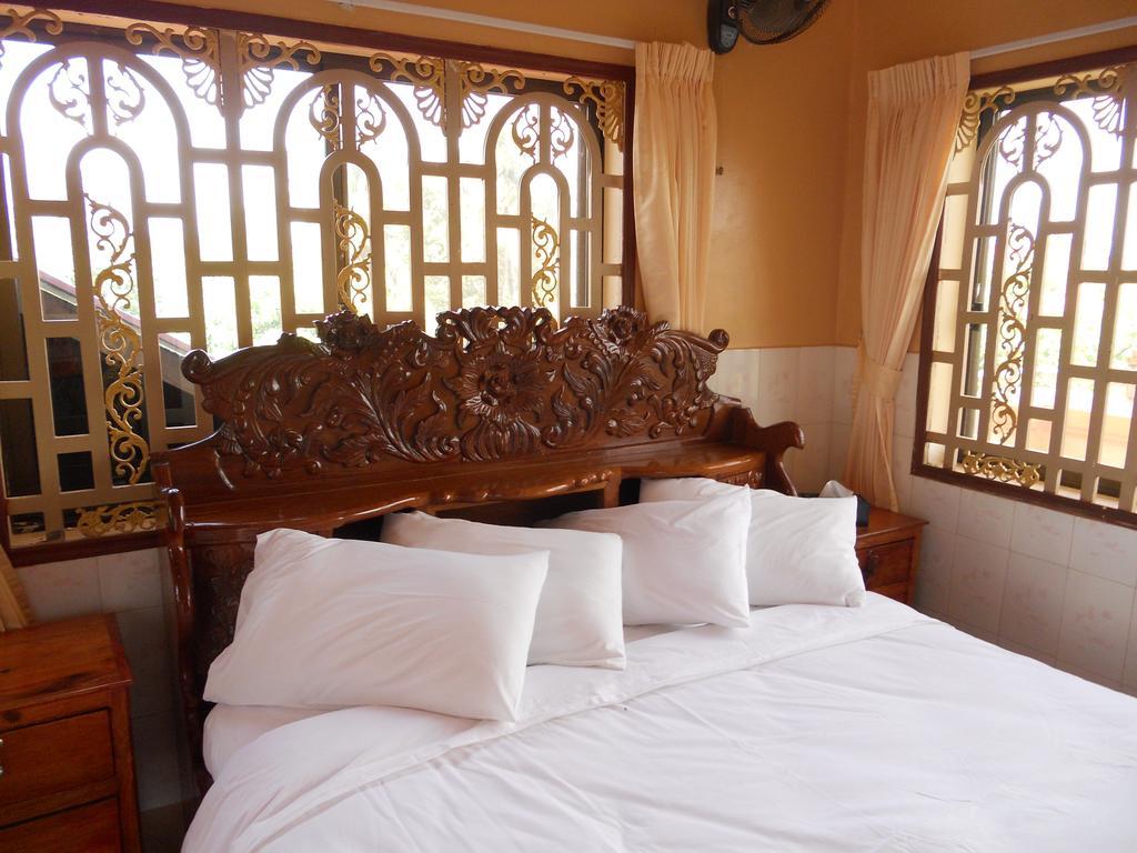 Kampot Manor Hotel Room photo