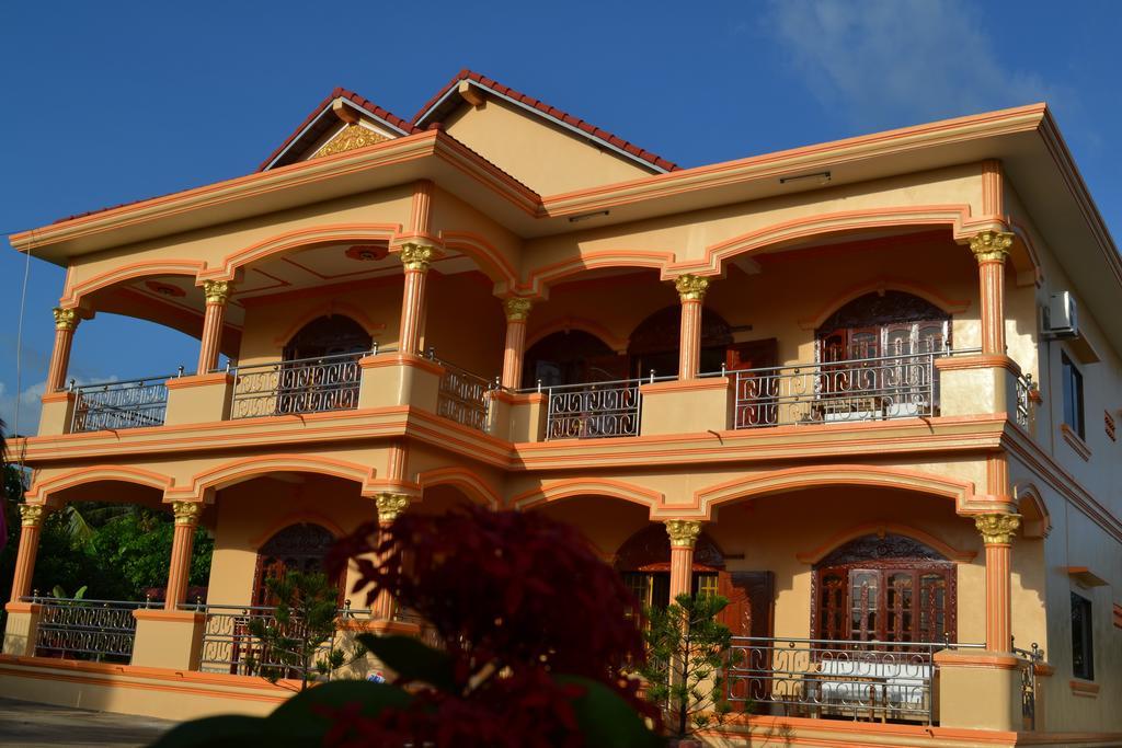 Kampot Manor Hotel Exterior photo